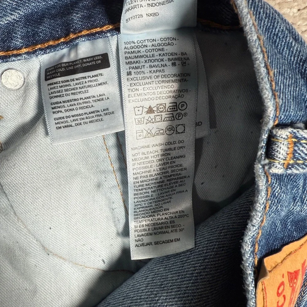 Levis 550 Relaxed Fit Tapered Leg Jeans Men's 36x32 Blue Medium Wash Denim